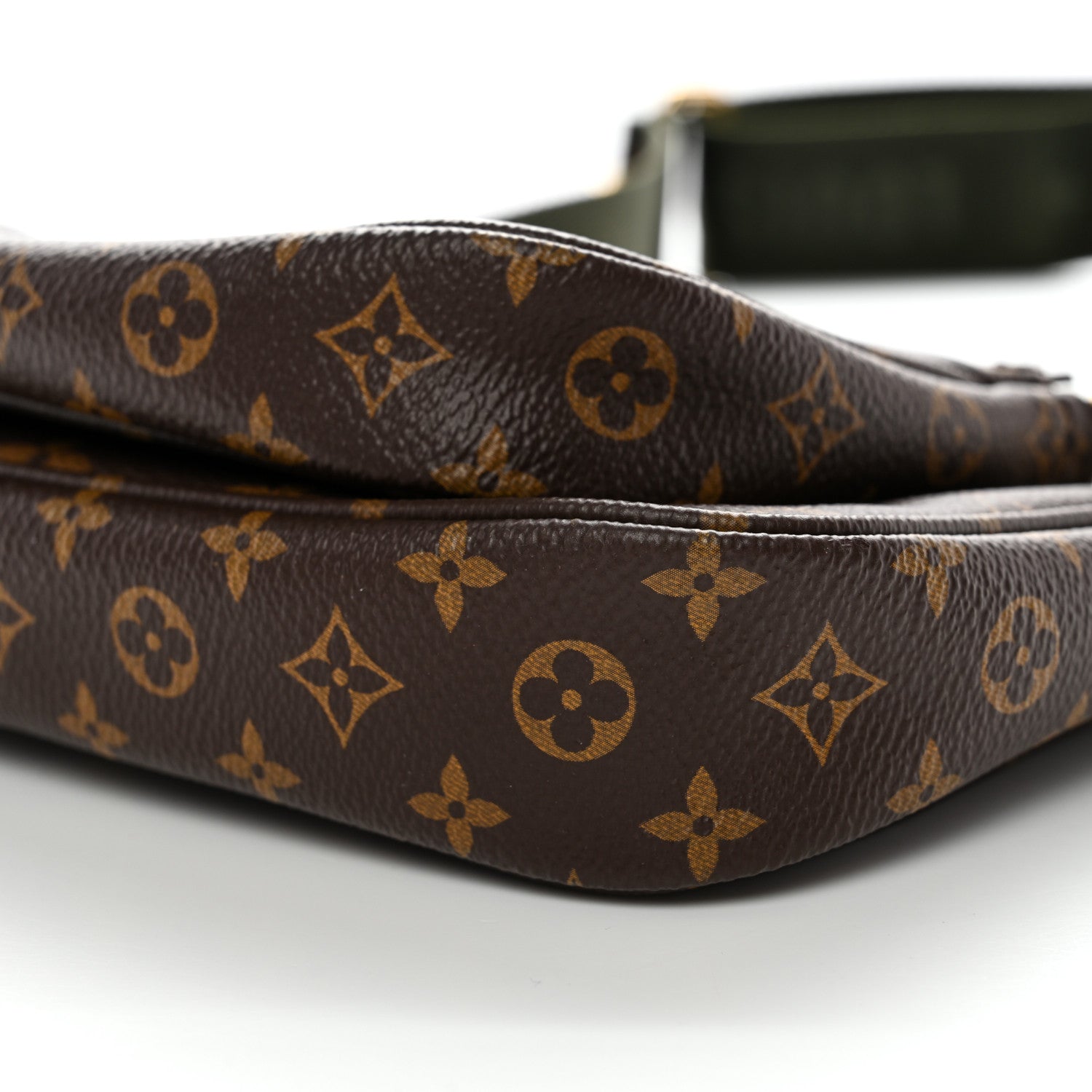 Louis Vuitton Monogram My LV World Tour Multi Pochette Accessories Kaki