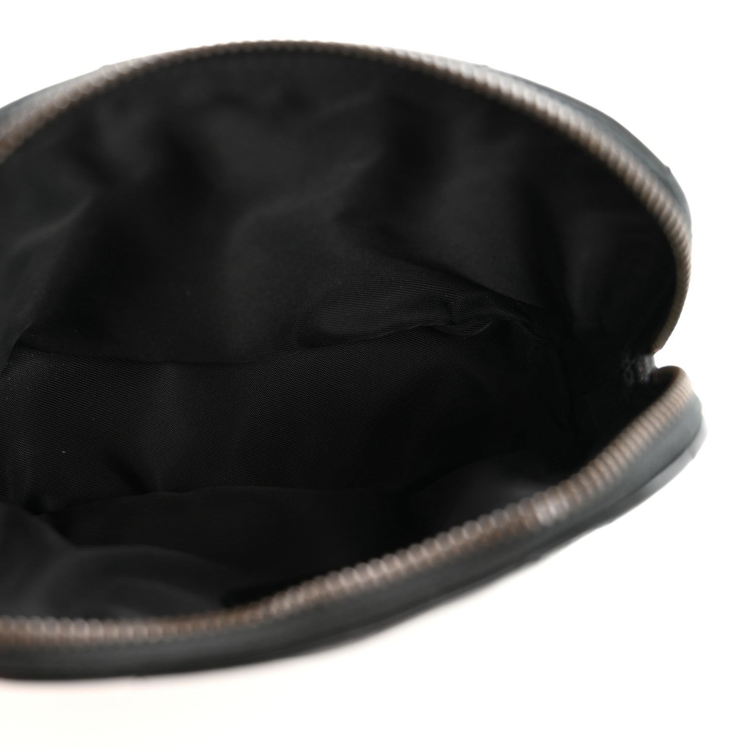 Gucci Calfskin Matelasse GG Marmont Pouch Cosmetic Case Black