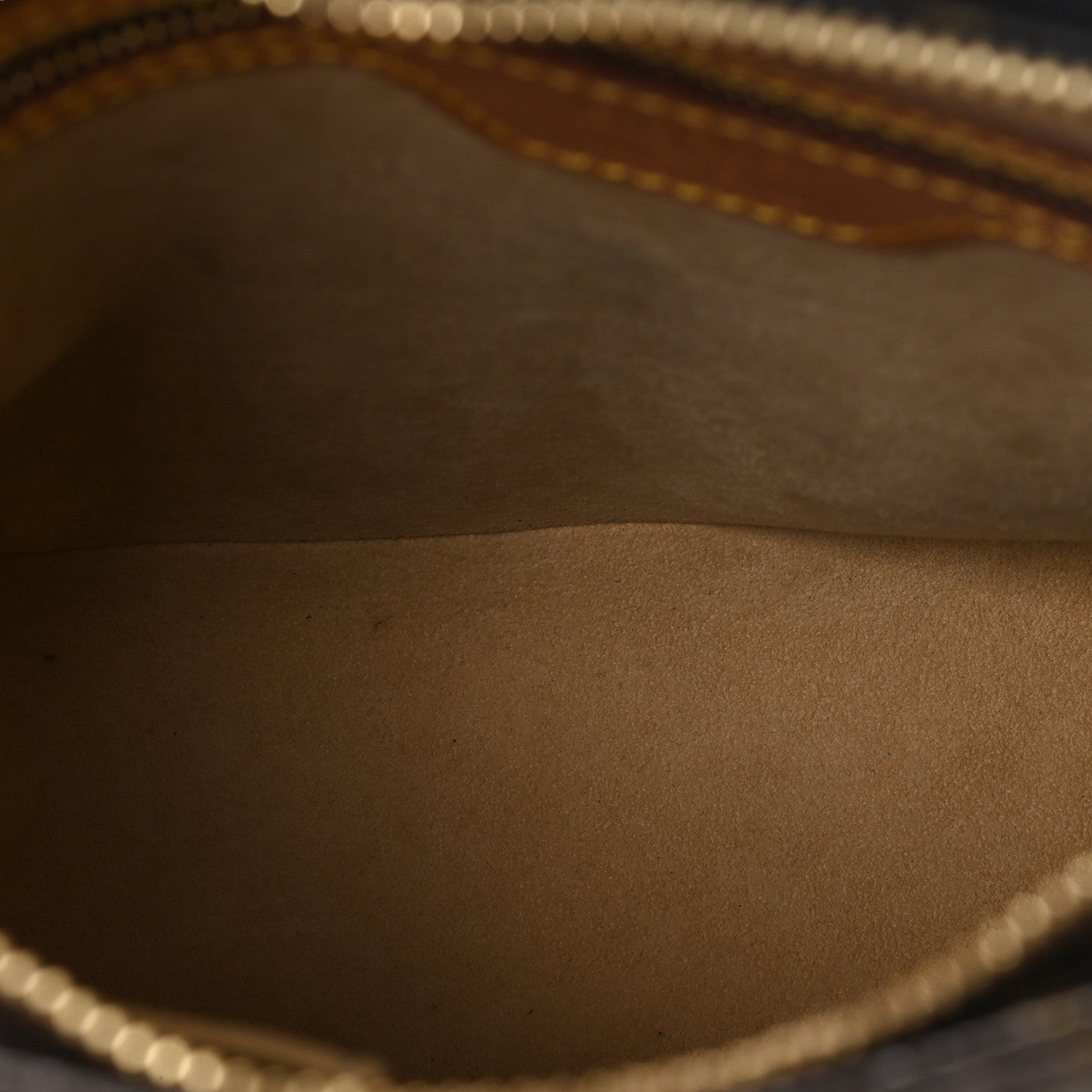 Louis Vuitton Monogram Looping MM