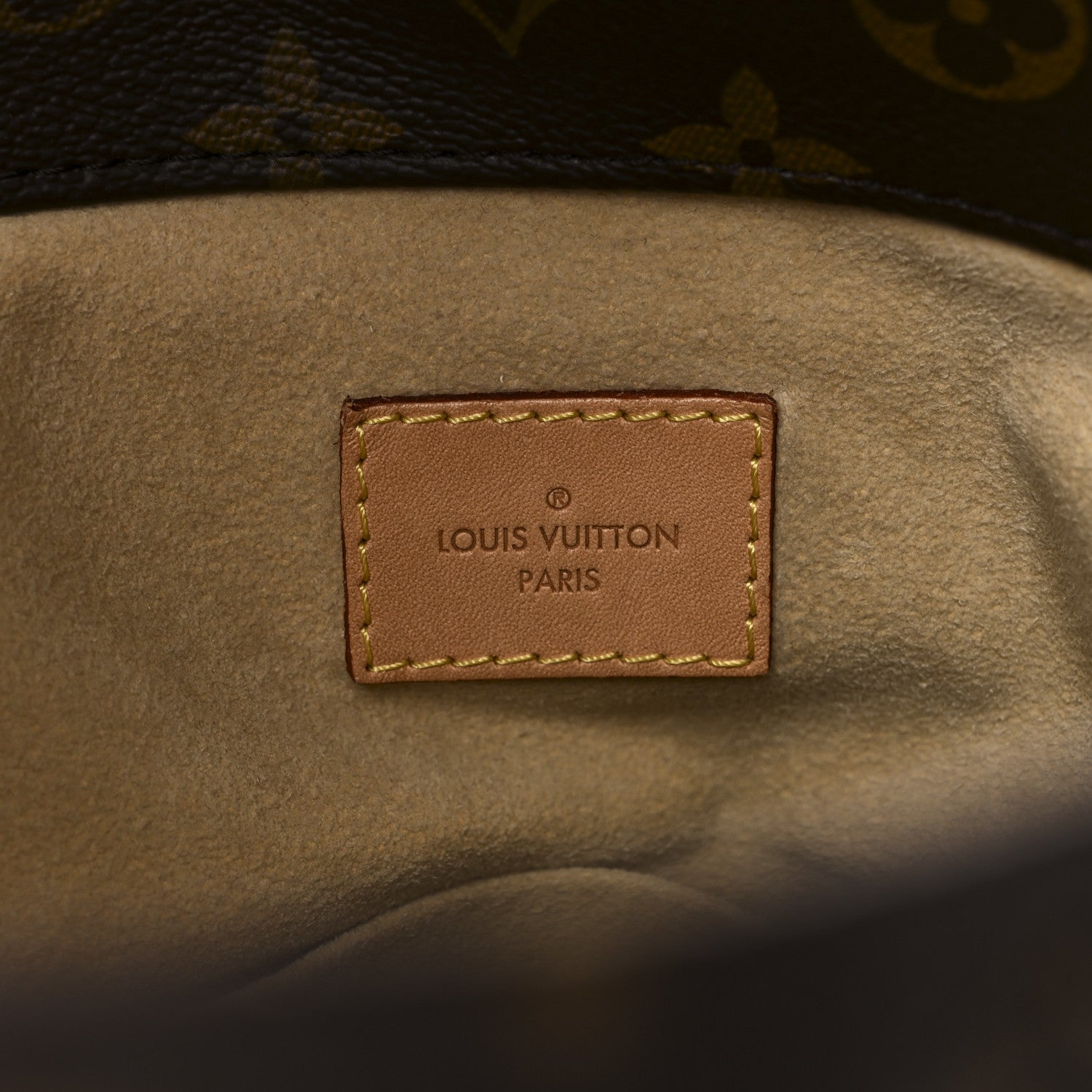 Louis Vuitton Monogram Artsy MM