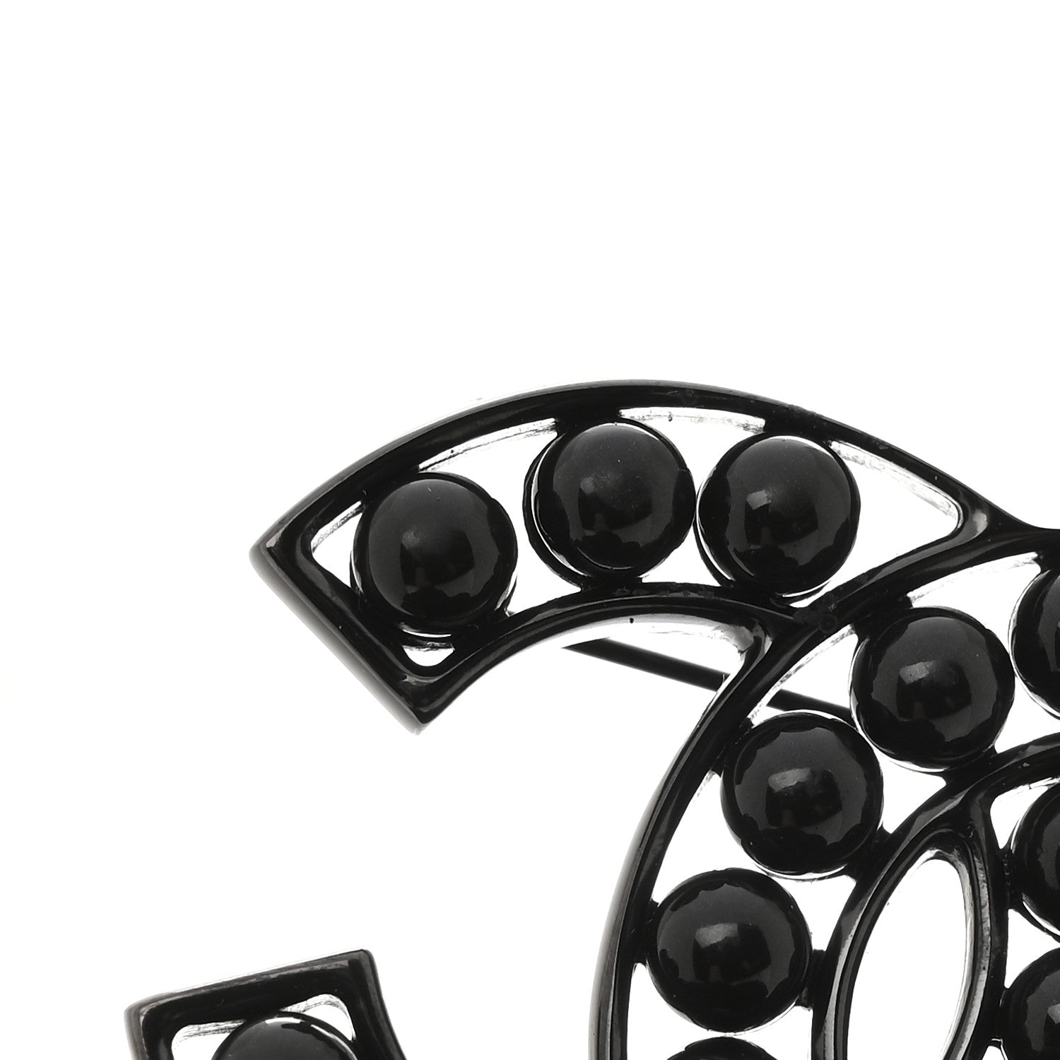 Bead CC Brooch Black
