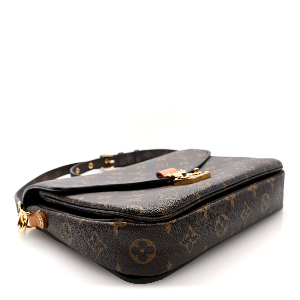 Louis Vuitton Monogram Pochette Metis