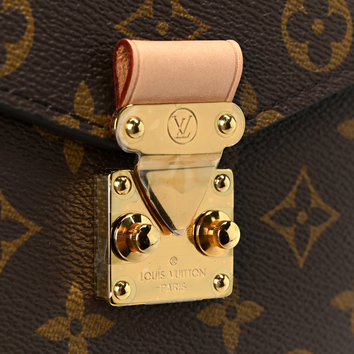 Louis Vuitton Monogram Pochette Metis