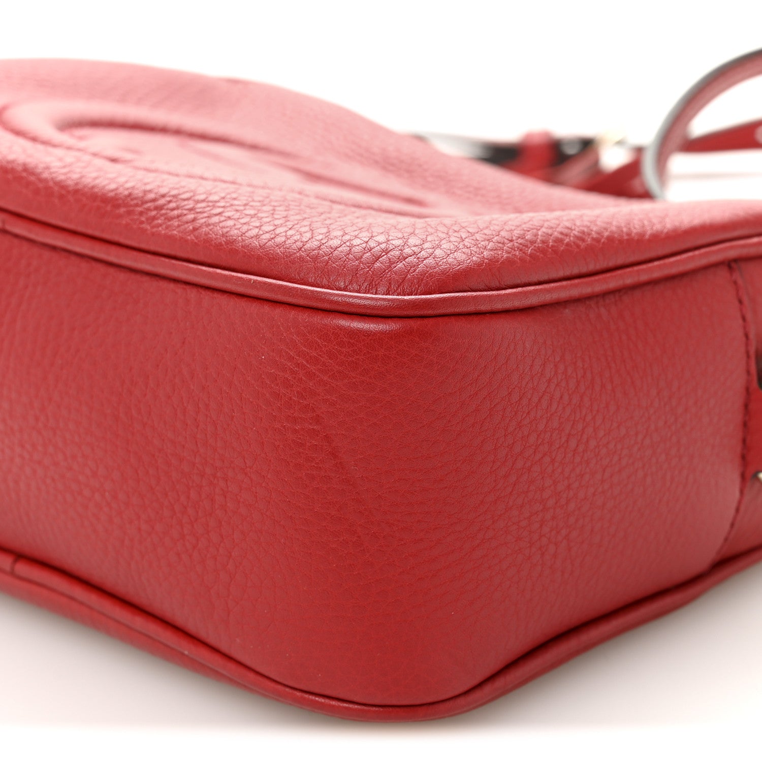 Gucci Pebbled Calfskin Small Soho Disco Bag Tabasco Red