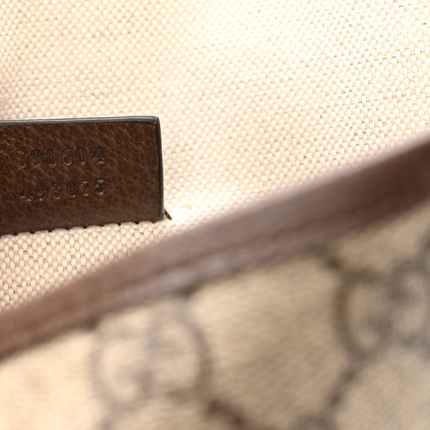 Gucci GG Supreme Monogram Web Medium Neo Vintage Flap Messenger Bag Beige New Acero