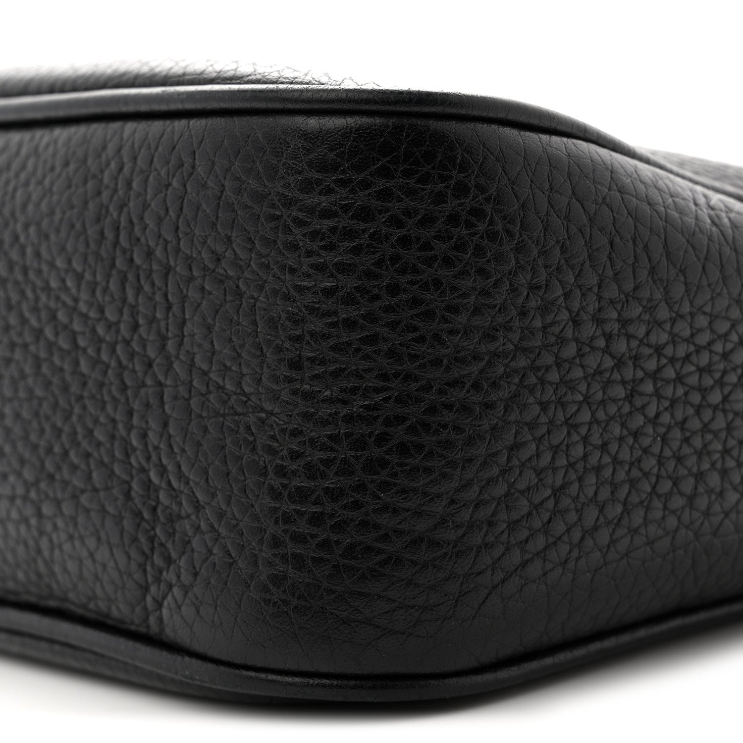 Gucci Pebbled Calfskin Small Soho Disco Bag Black