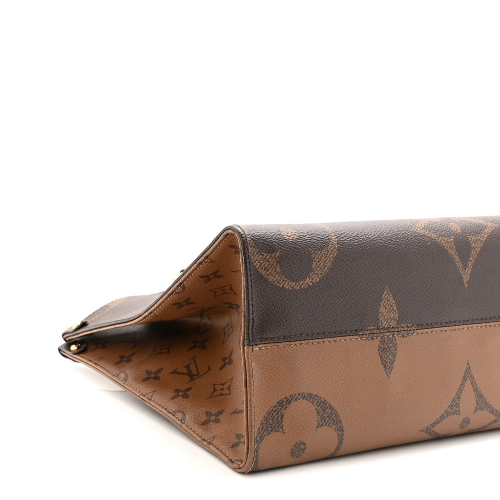 Louis Vuitton Reverse Monogram Giant Onthego MM