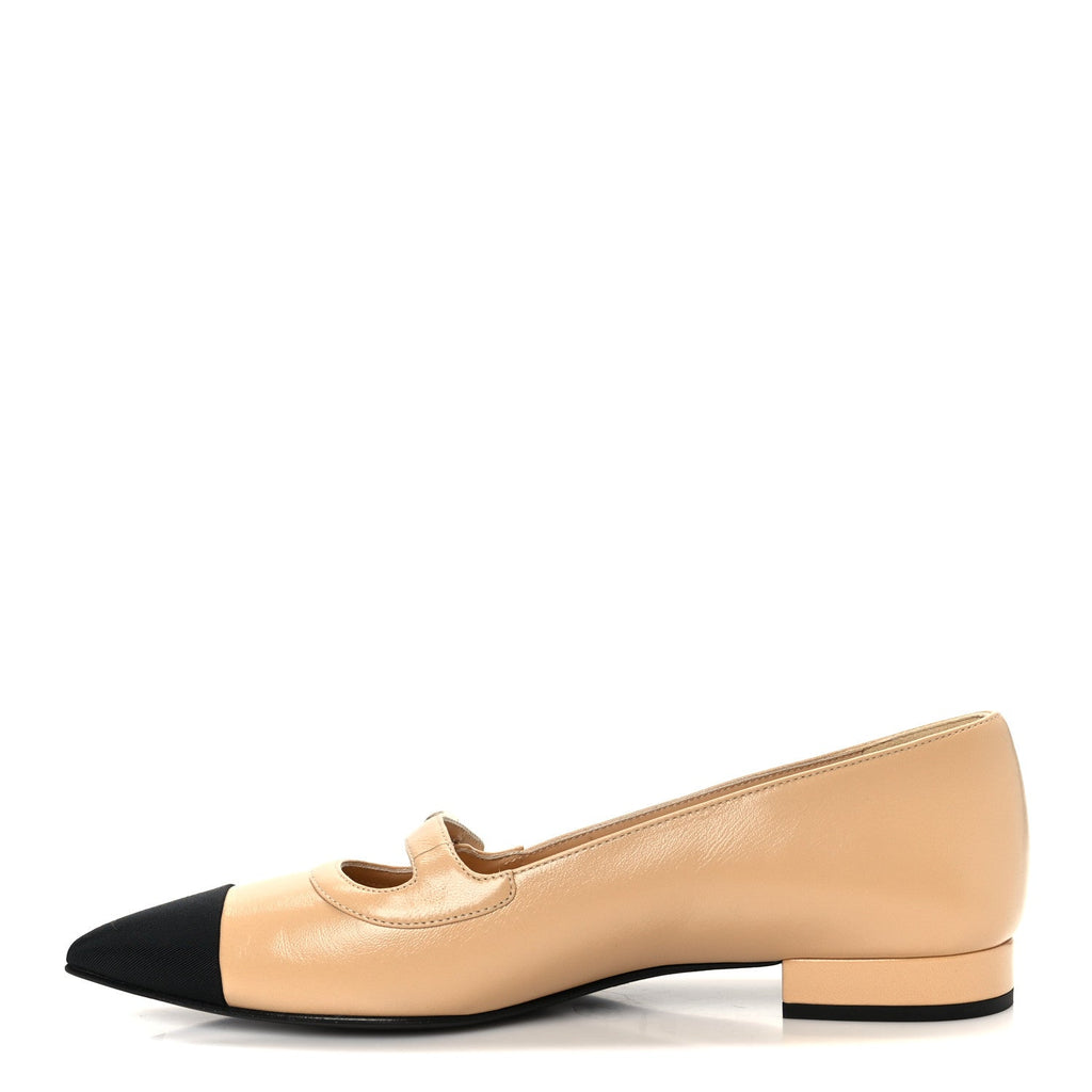 Chanel Shiny Lambskin Grosgrain Pointed Toe CC Ballet Flats 37.5 Beige Black