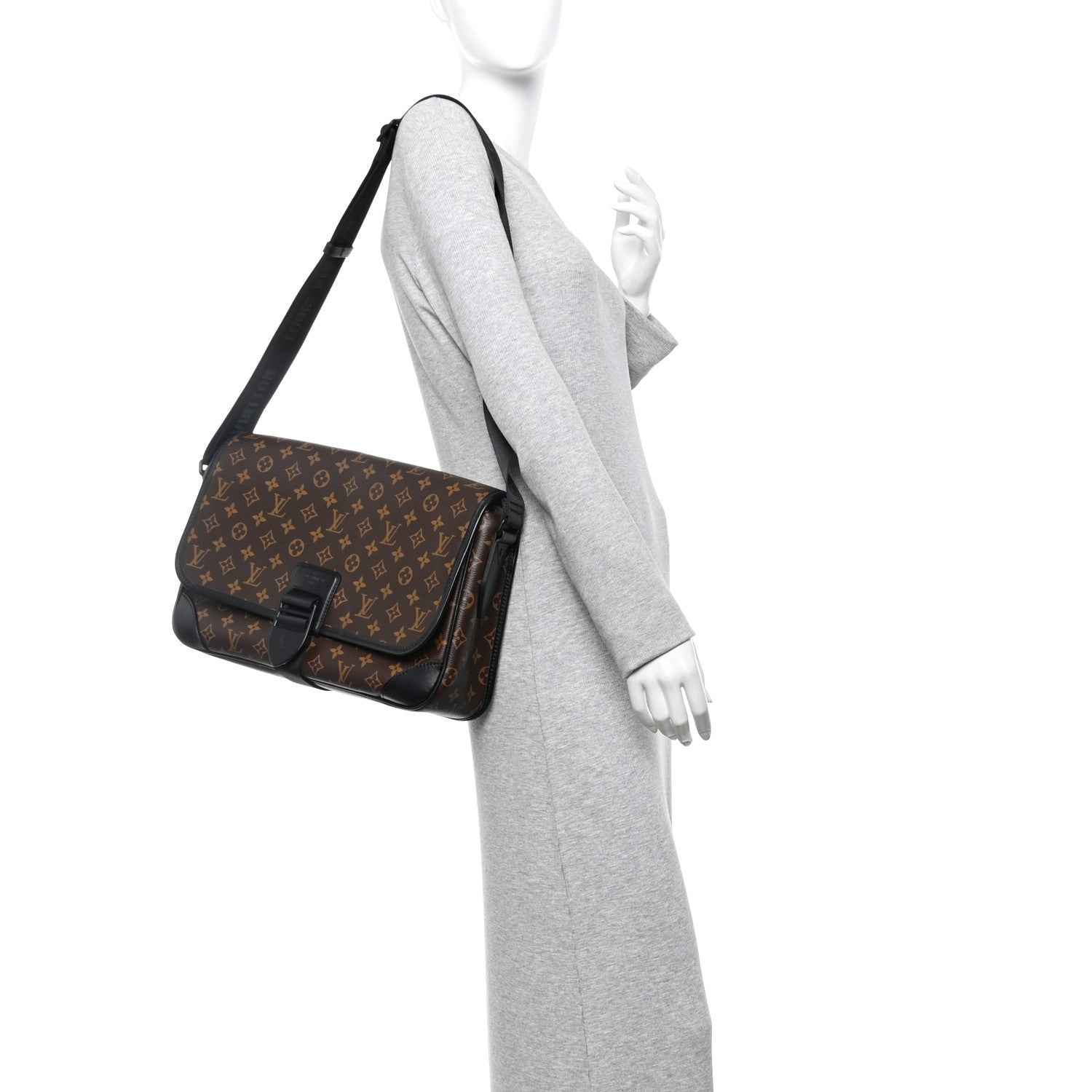 Louis Vuitton Monogram Macassar Archy Messenger GM