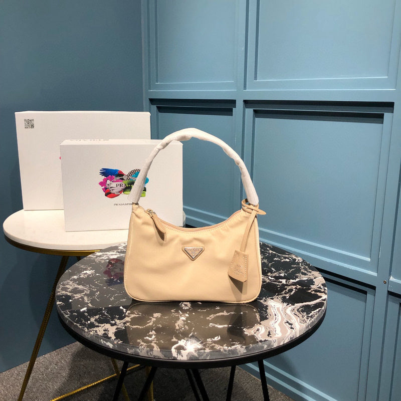 Prada Bags - 954