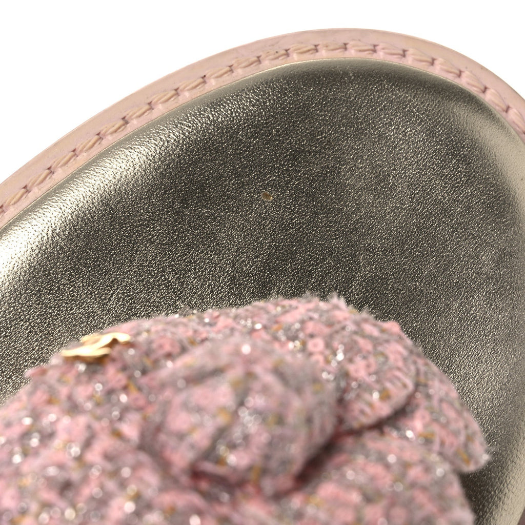 Chanel Tweed Camellia Thong Sandals 37.5 Salmon Apricot Gold