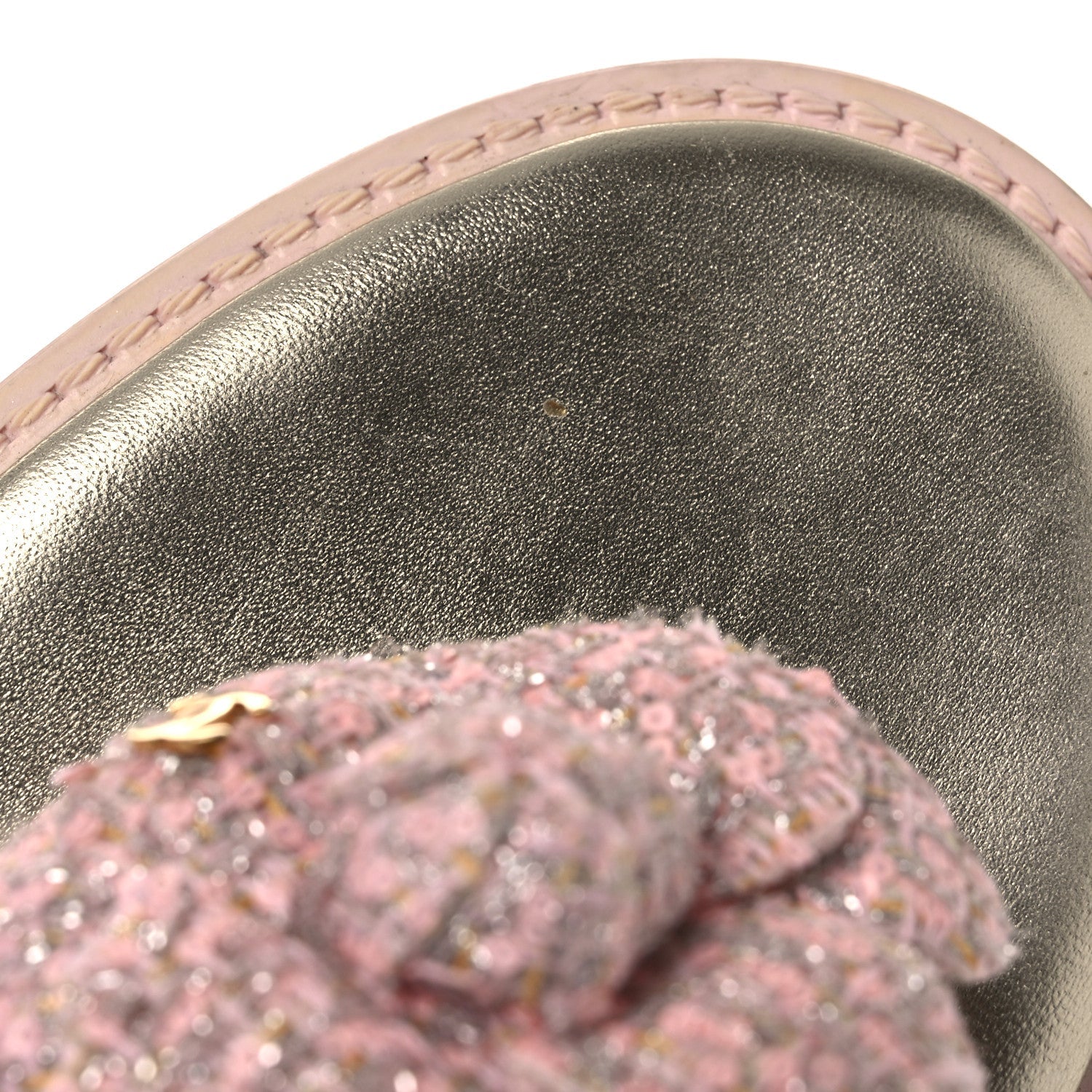Chanel Tweed Camellia Thong Sandals 37.5 Salmon Apricot Gold