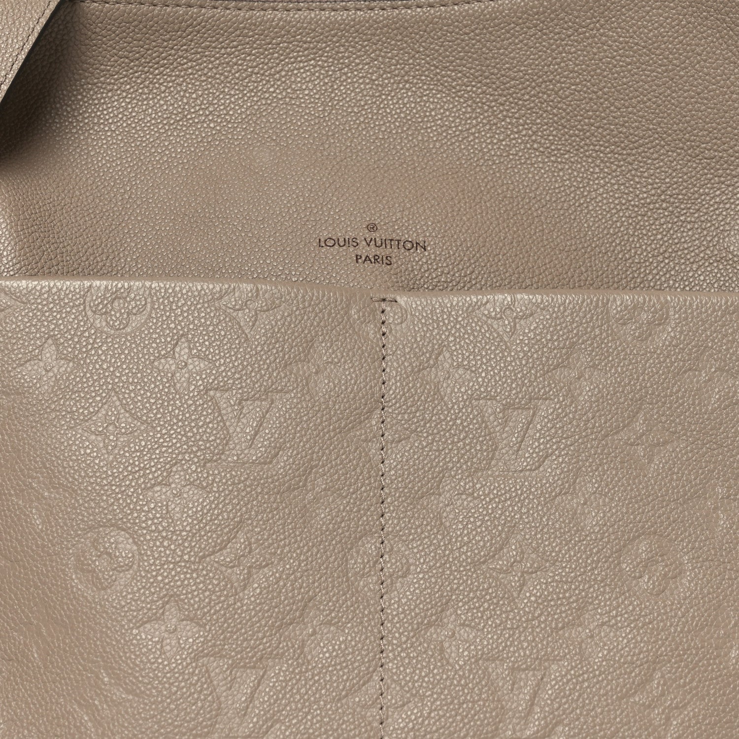 Louis Vuitton Empreinte Maida Hobo Tourterelle