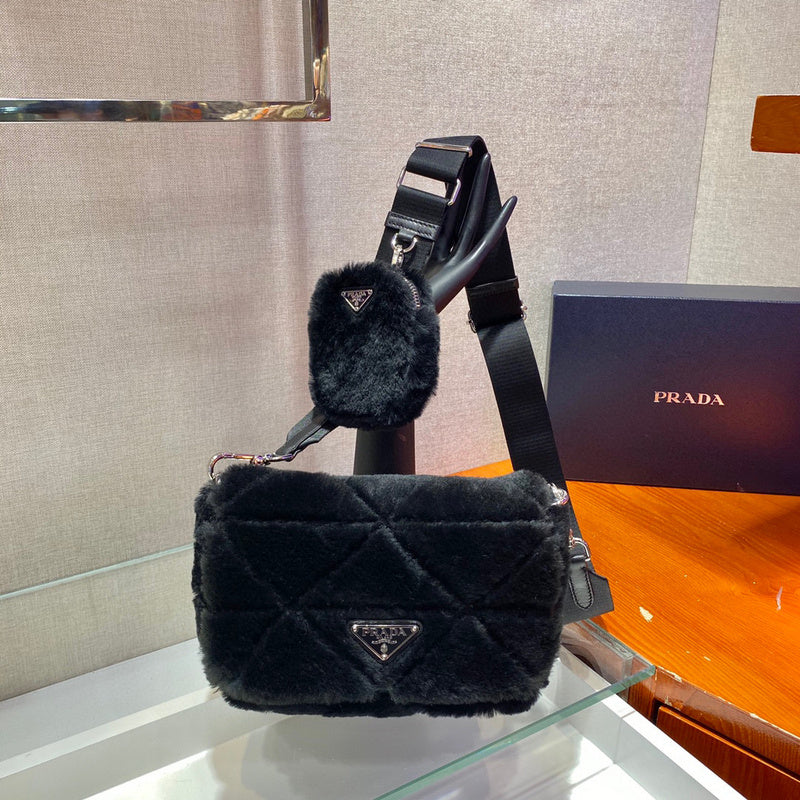 Prada Bags - 3934