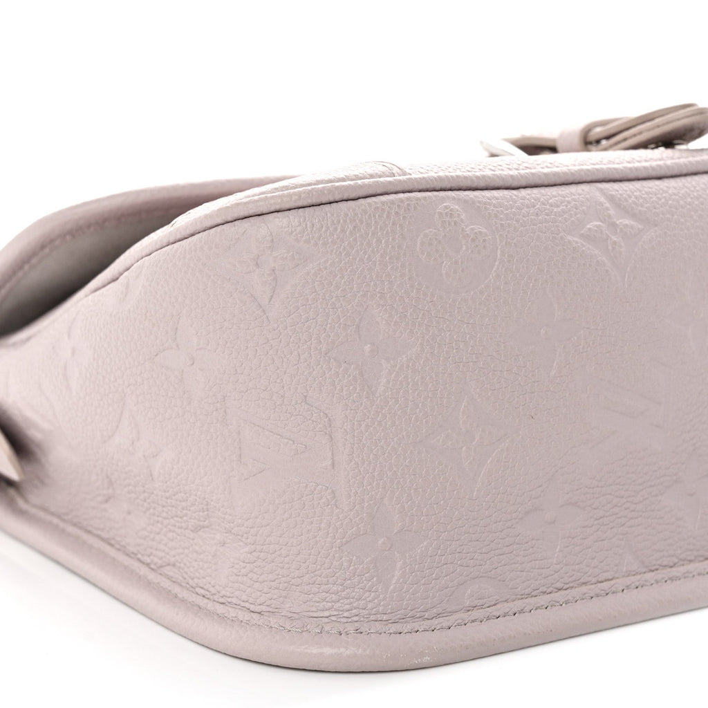 Louis Vuitton Empreinte Monogram Giant Diane Brume Quartz
