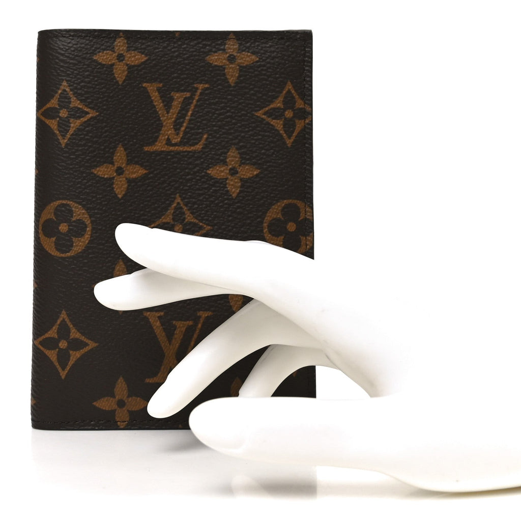 Louis Vuitton Monogram Passport Cover NM