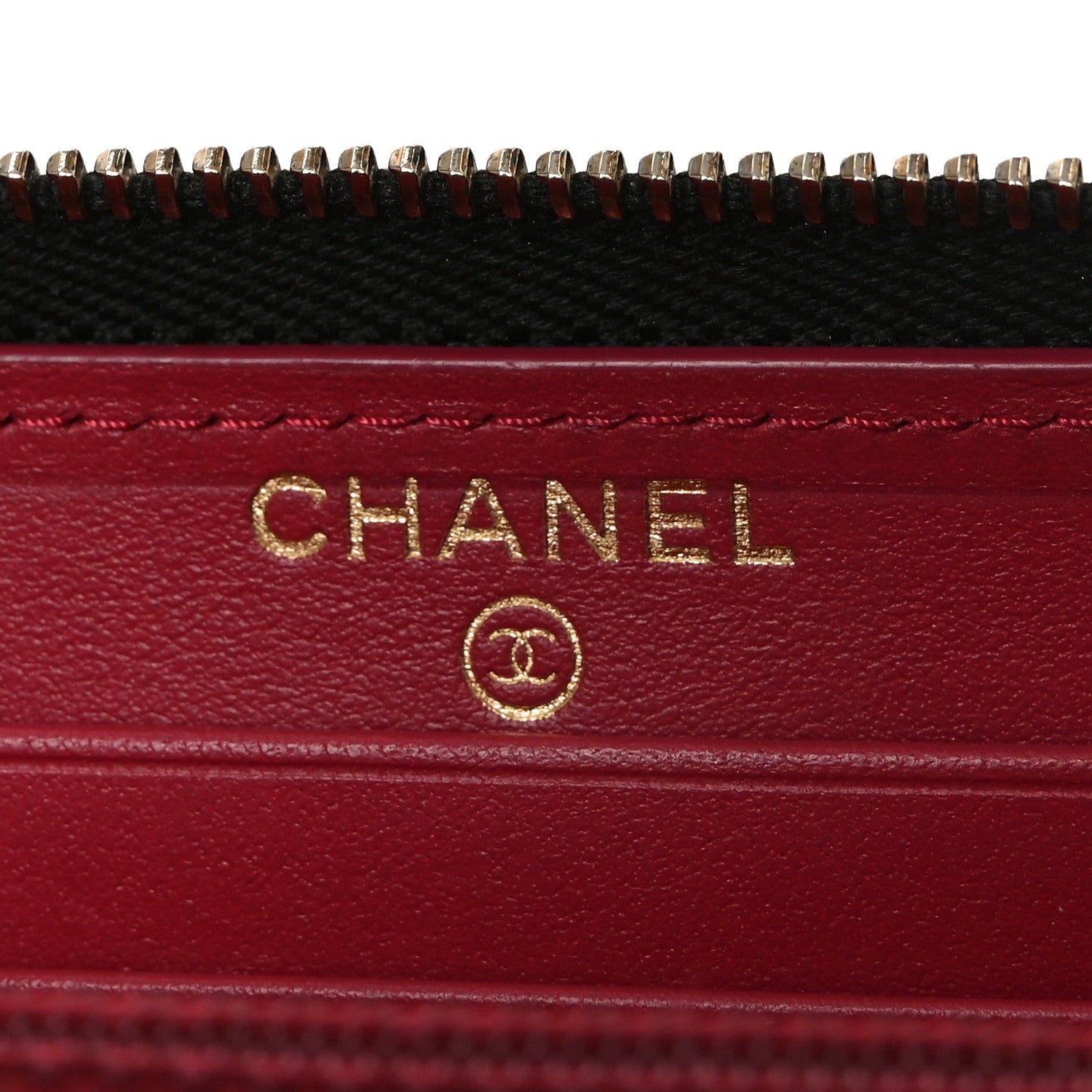 Goatskin Quilted Medium Chanel 19 Zipped Wallet Black