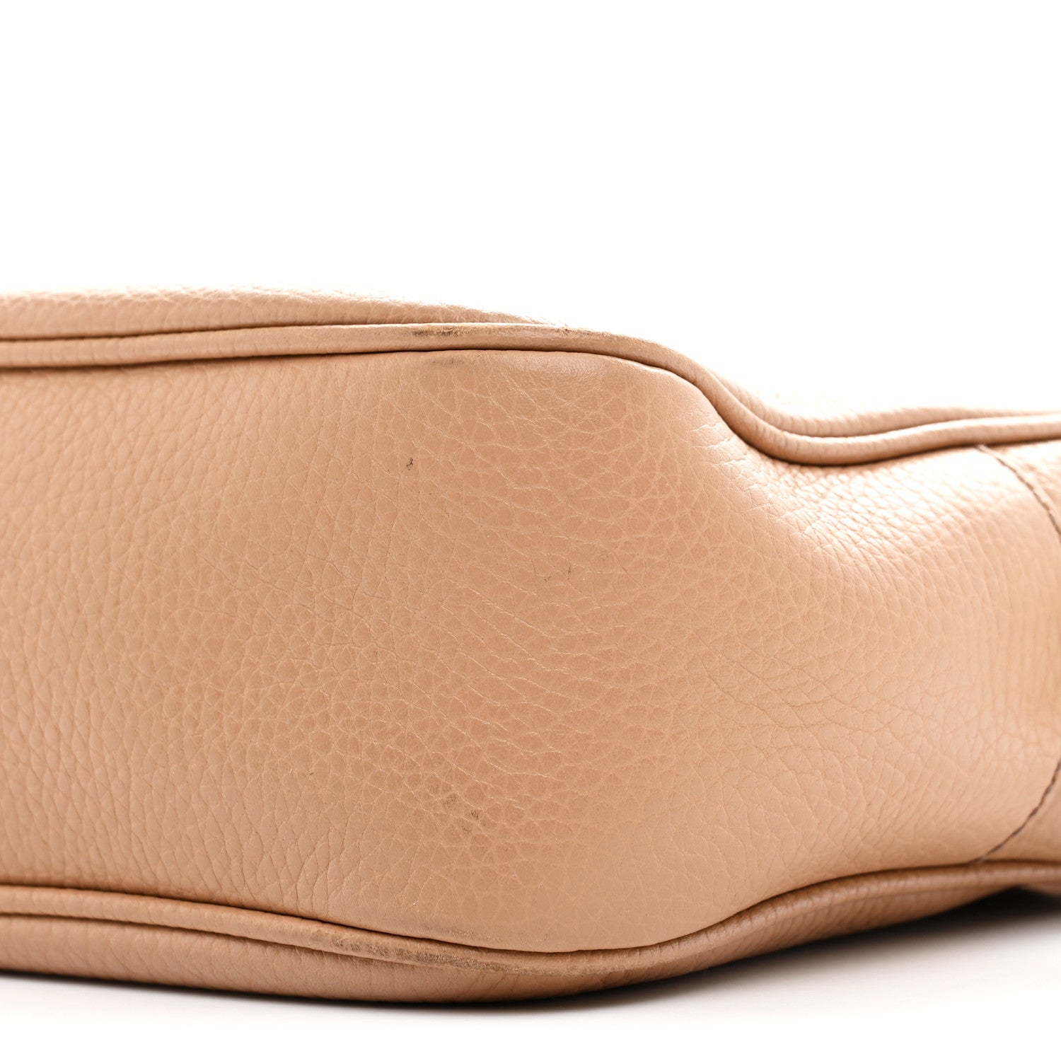 Gucci Pebbled Calfskin Small Soho Disco Bag Rose Beige