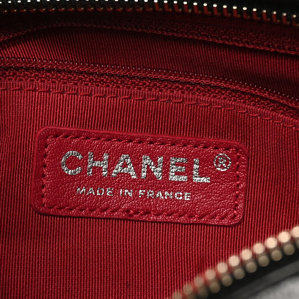 Chanel Tweed Calfskin Quilted Medium Gabrielle Hobo Ivory Black