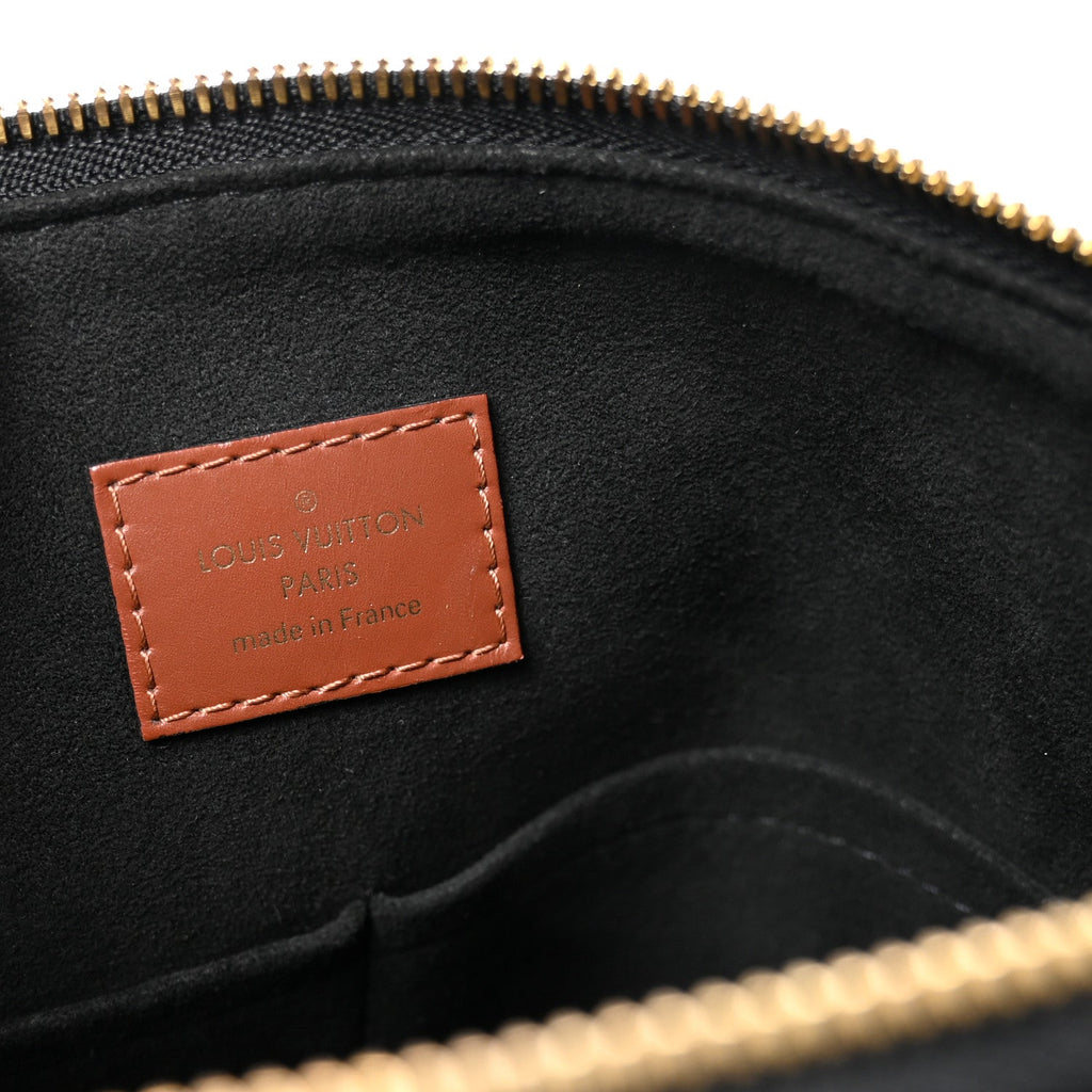 Louis Vuitton Monogram V Tote MM Black