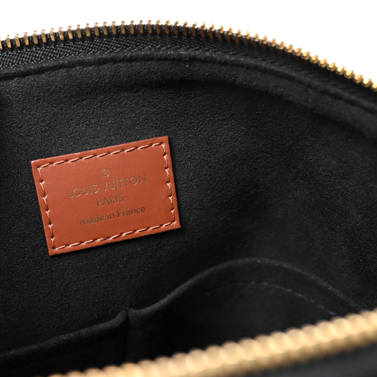 Louis Vuitton Monogram V Tote MM Black