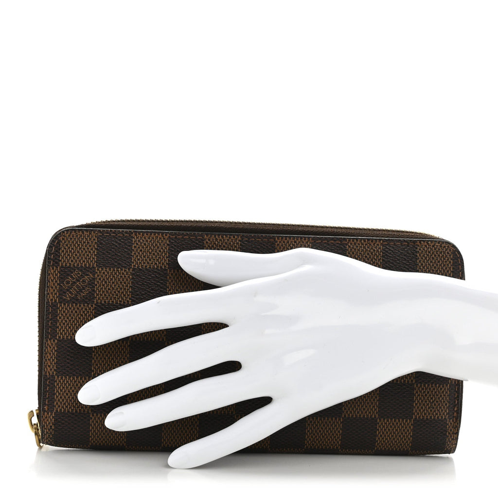 Louis Vuitton Damier Ebene Zippy Wallet