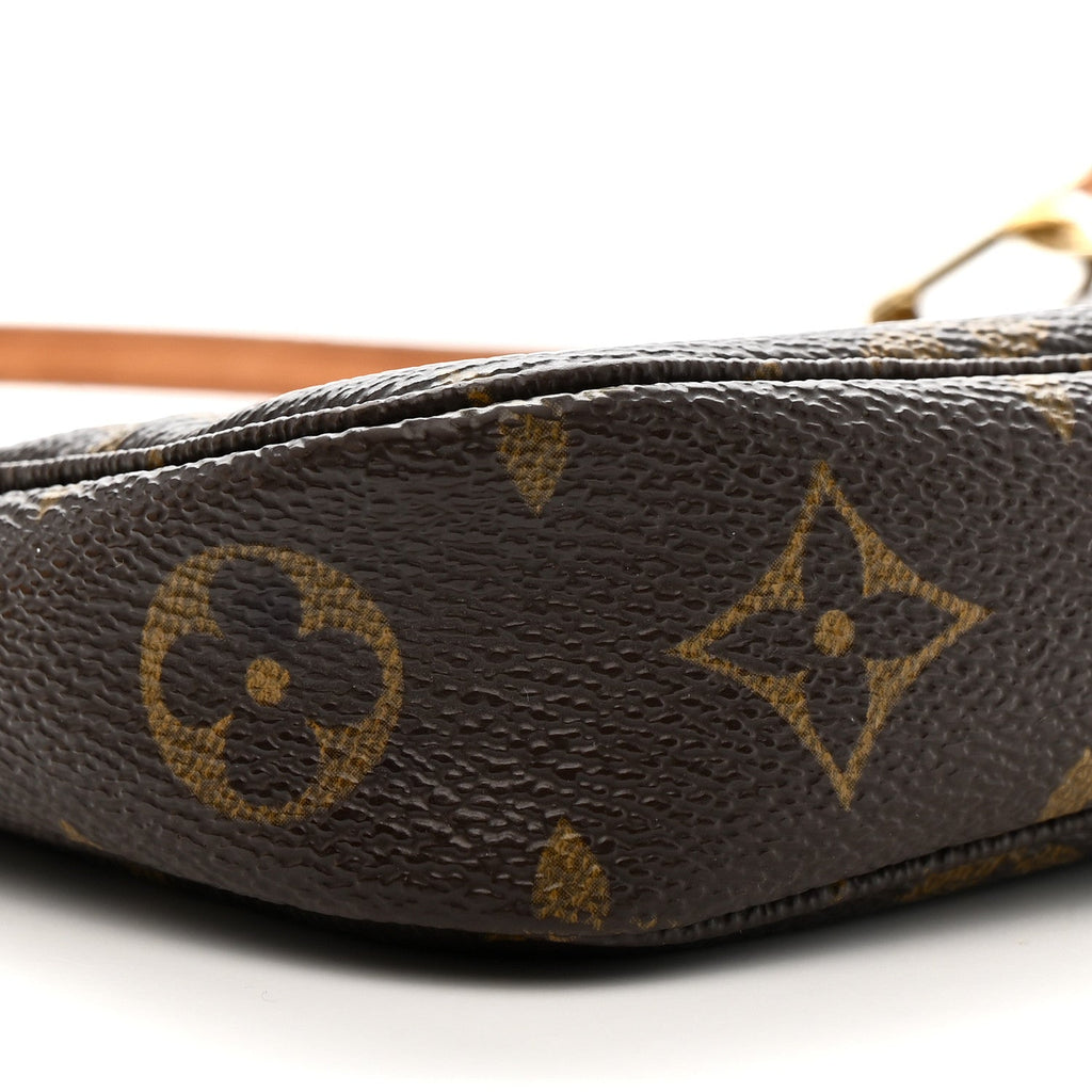 Louis Vuitton Monogram Pochette Accessories