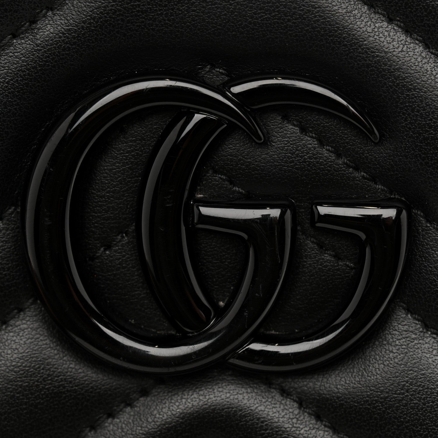 Gucci Calfskin Matelasse Monochrome Small GG Marmont Chain Shoulder Bag Black