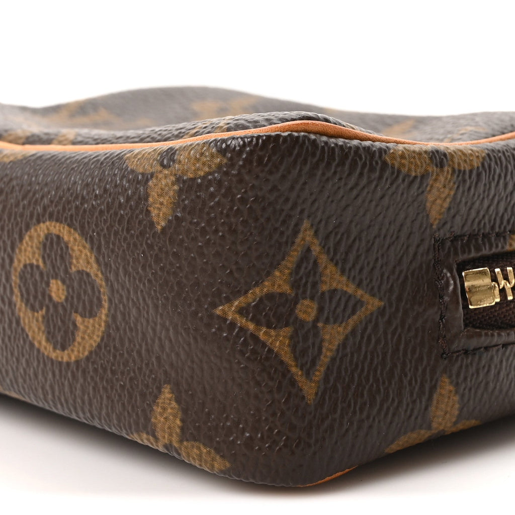 Louis Vuitton Monogram Wapity