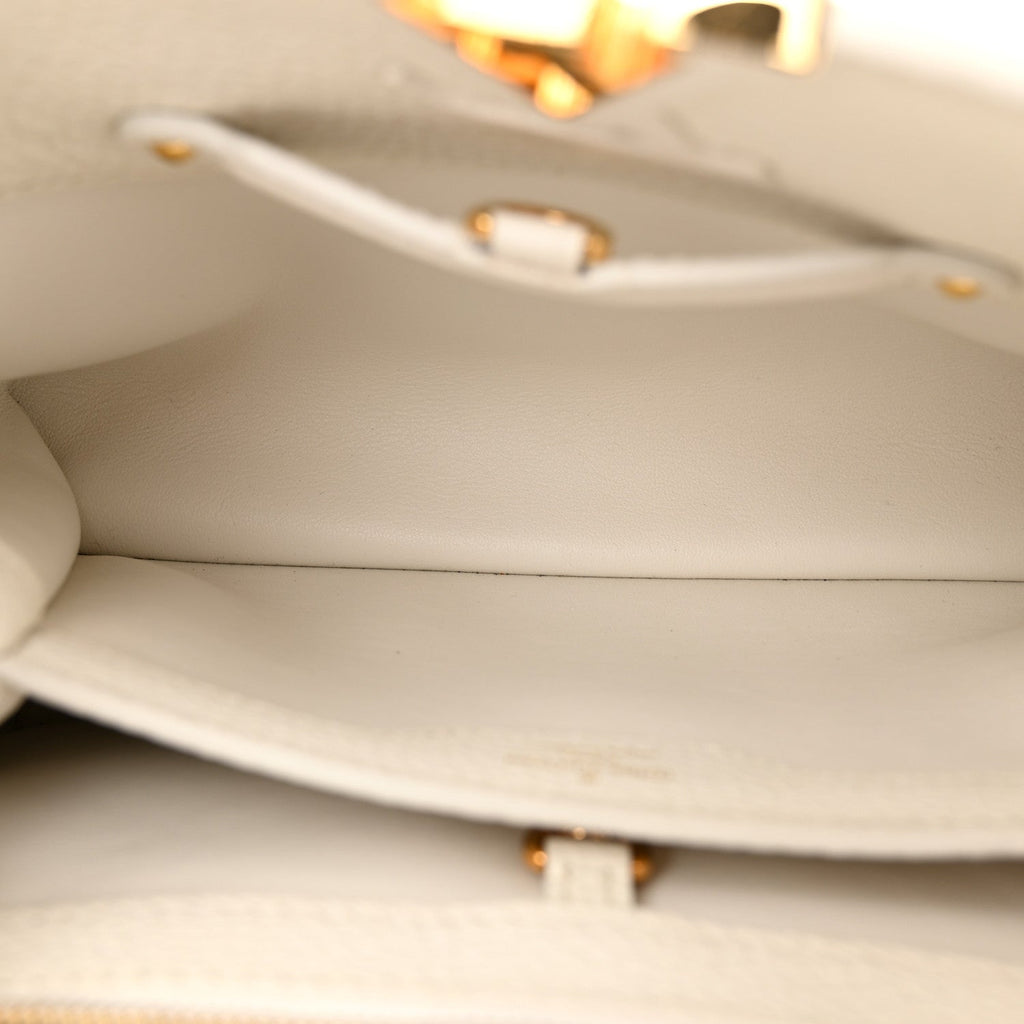 Louis Vuitton Taurillon Capucines BB Blanc Casse