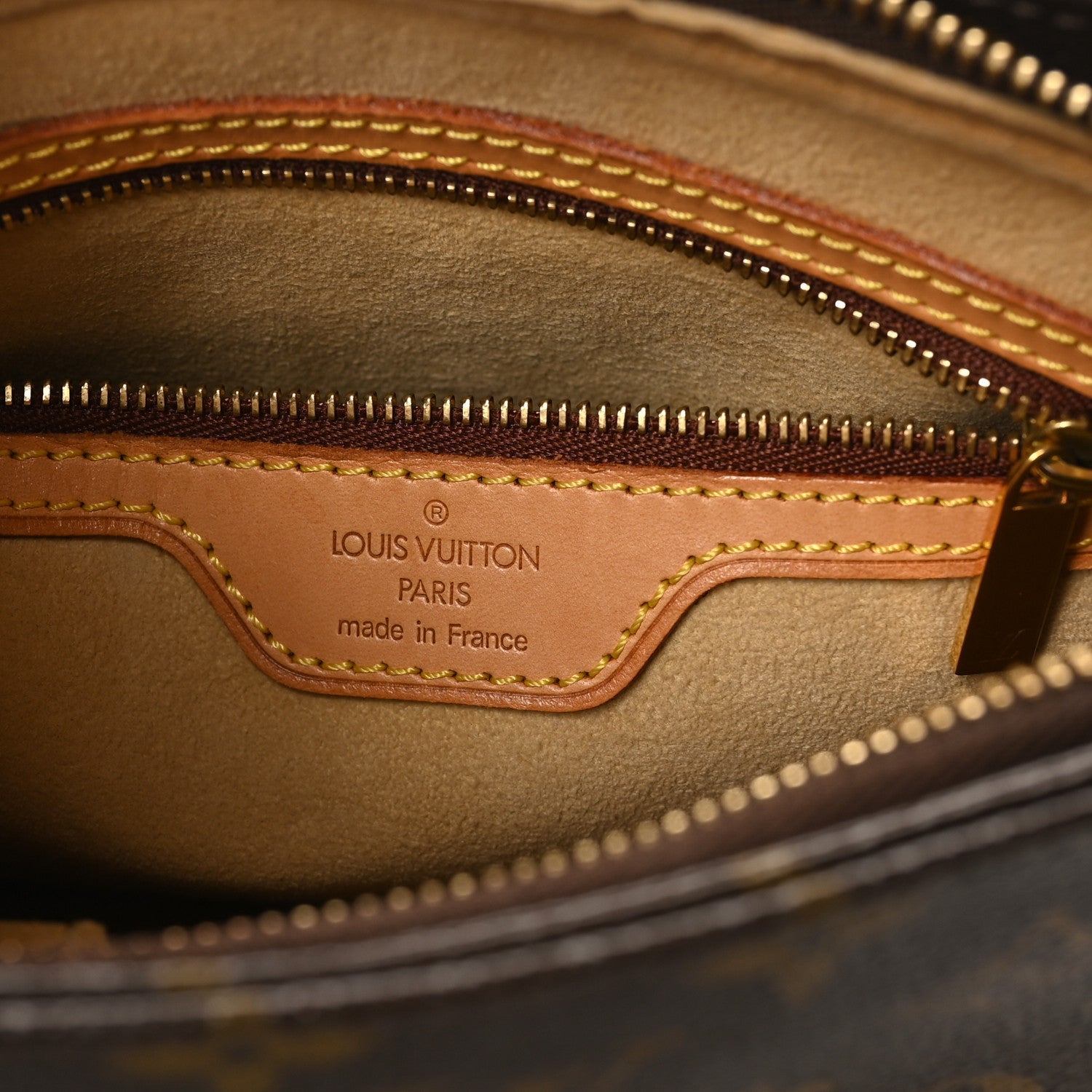 Louis Vuitton Monogram Looping MM