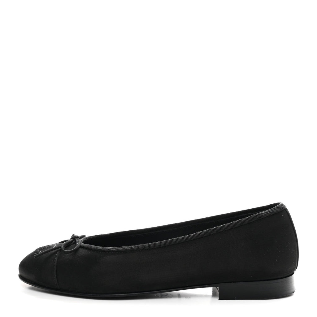 Chanel Suede Calfskin Cap Toe CC Ballerina Flats 36 Black