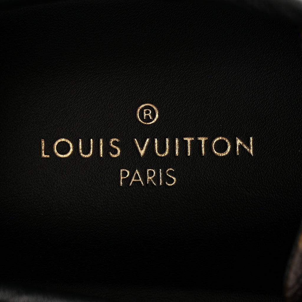 Louis Vuitton Patent Monogram Frontrow Sneakers 39