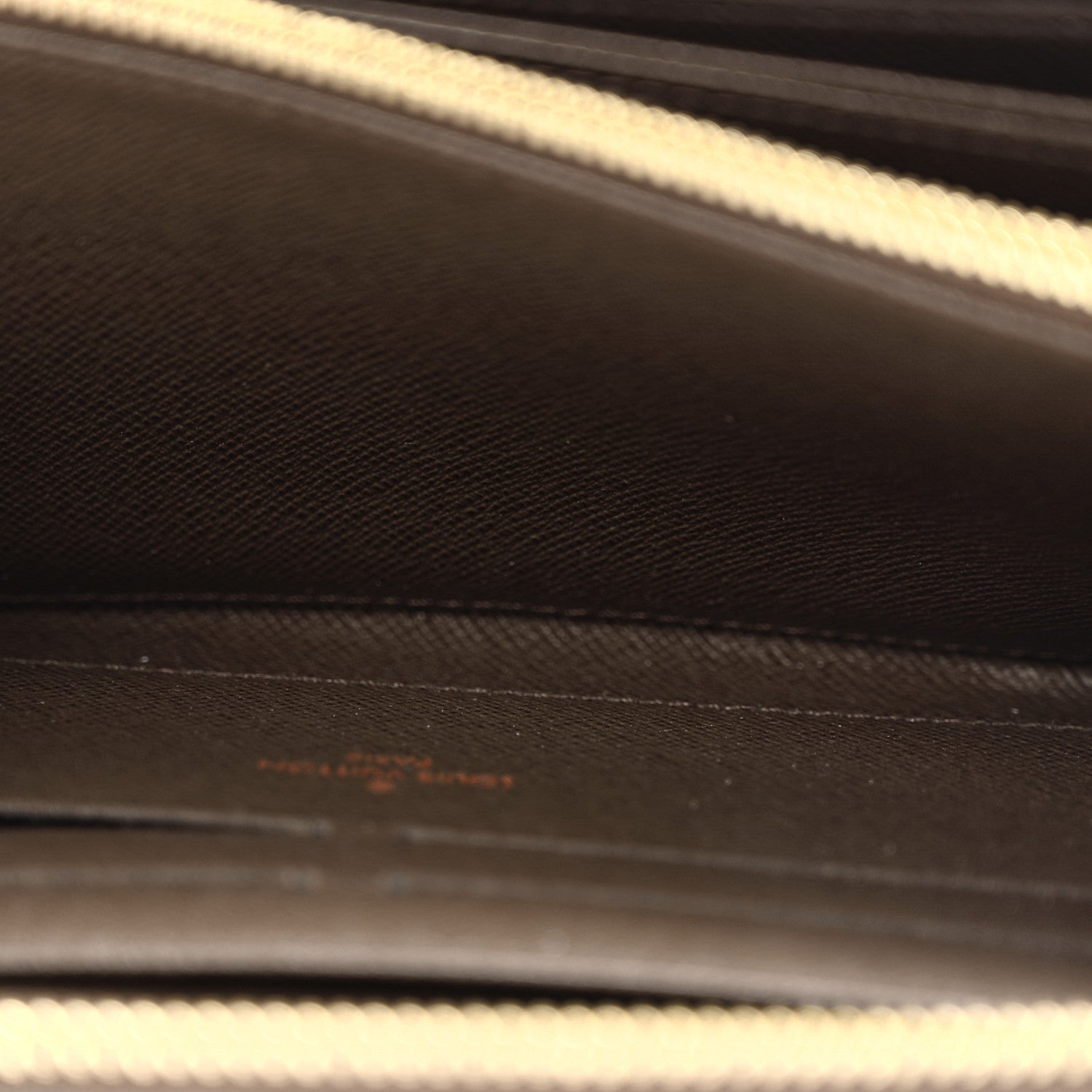 Louis Vuitton Damier Ebene Zippy Wallet