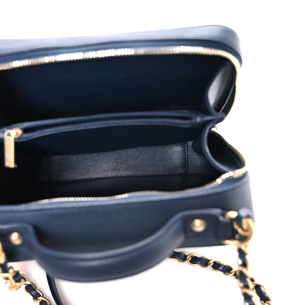 Chanel Caviar Quilted Medium CC Filigree Vanity Case Navy