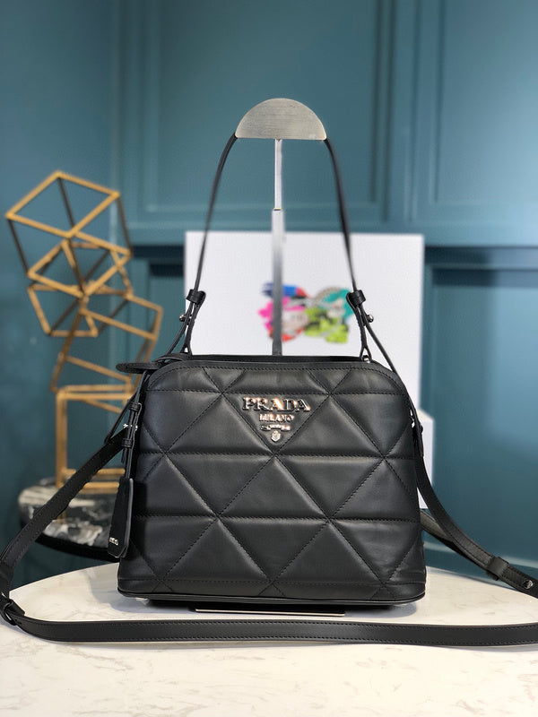 Prada Bags - 3556
