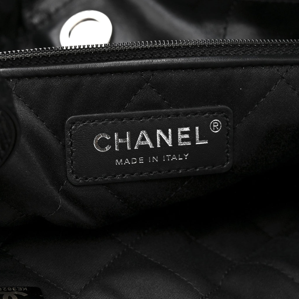 Chanel Shiny Calfskin Quilted Small Chanel 22 So Black