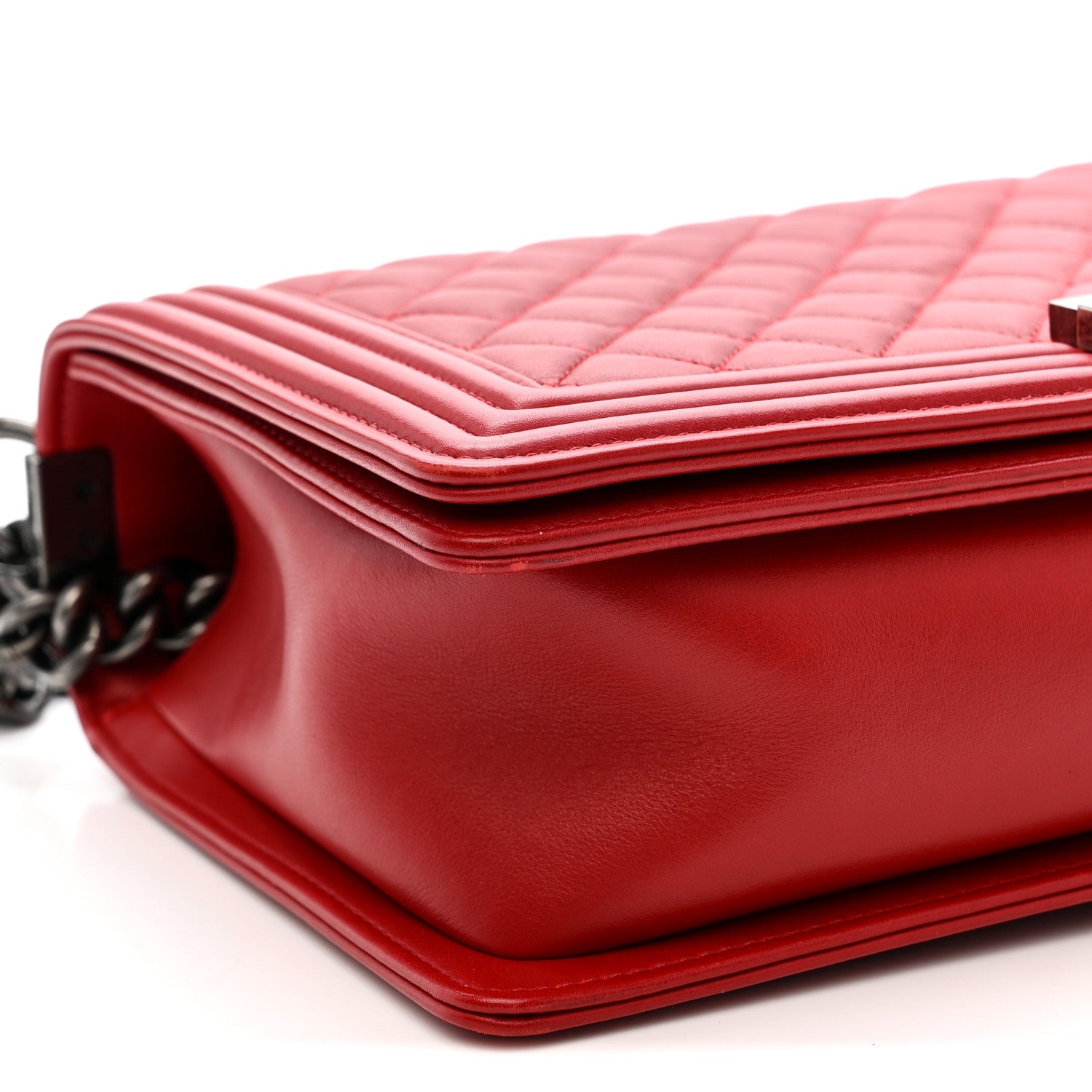 Chanel Lambskin Quilted New Medium Boy Flap Red