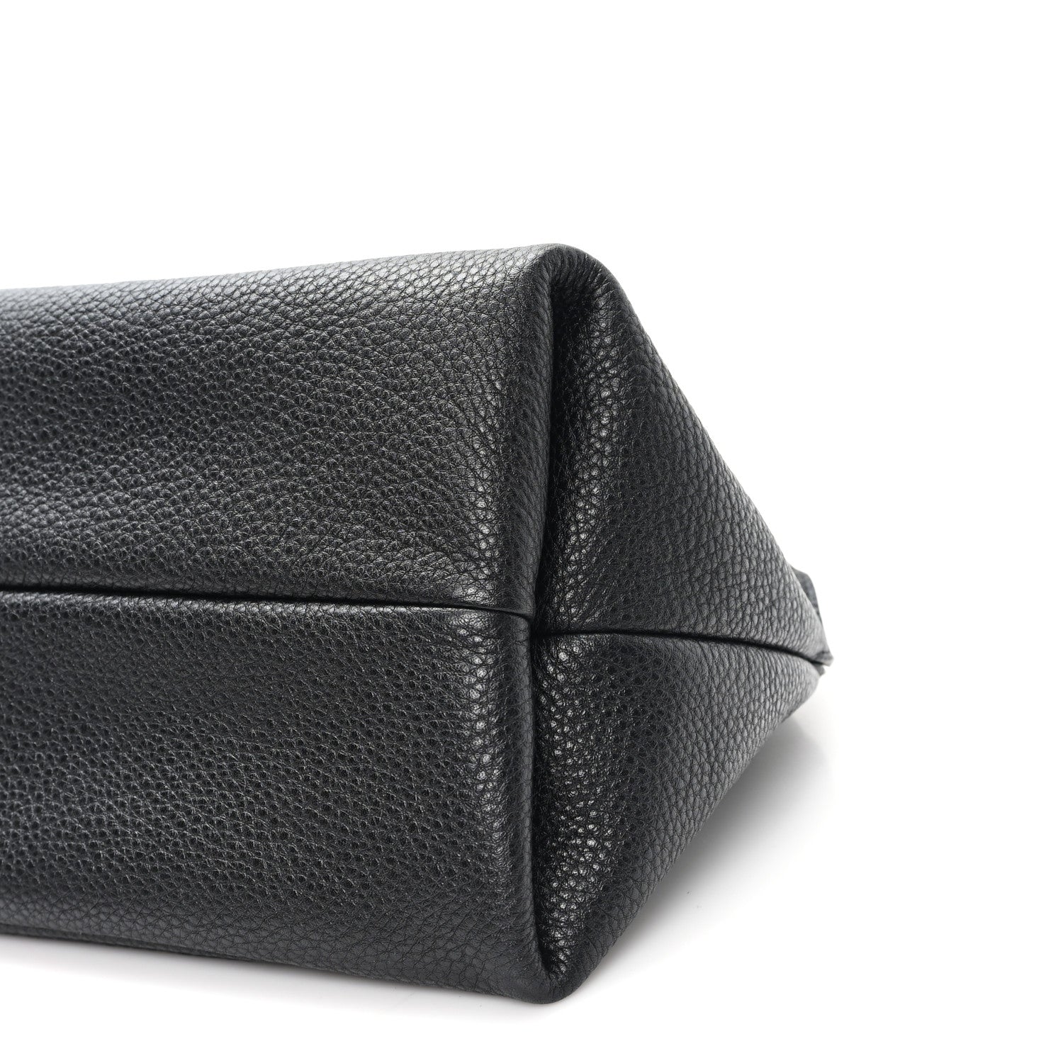 Gucci Grained Calfskin Softbit Medium Shoulder Bag Black