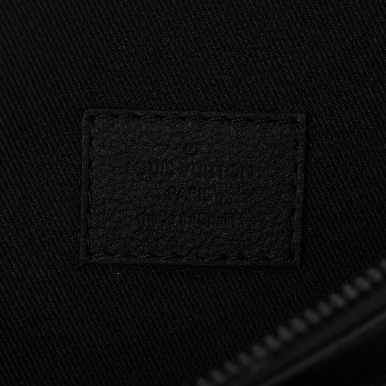 Louis Vuitton Calfskin Monogram Shadow Discovery Bumbag Black