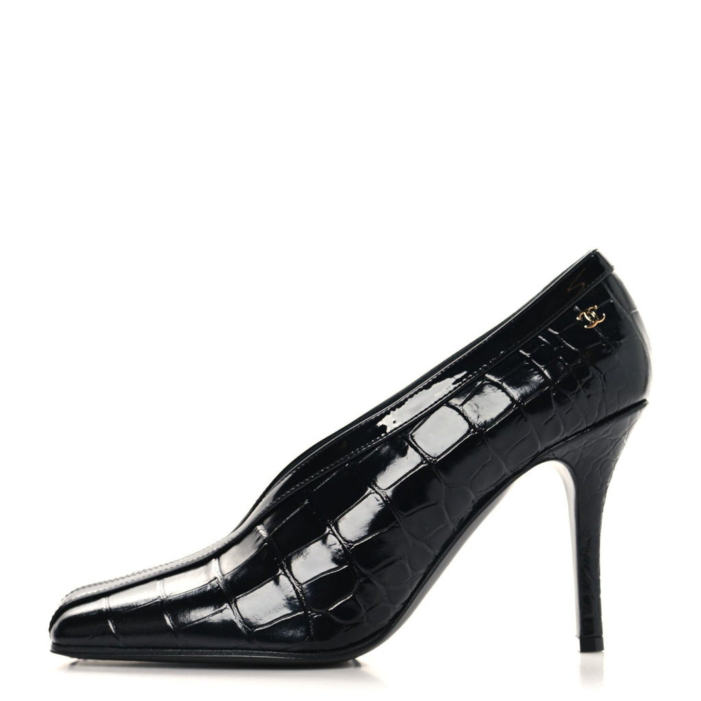 Crocodile Embossed Patent Calfskin Pumps 38.5 Black