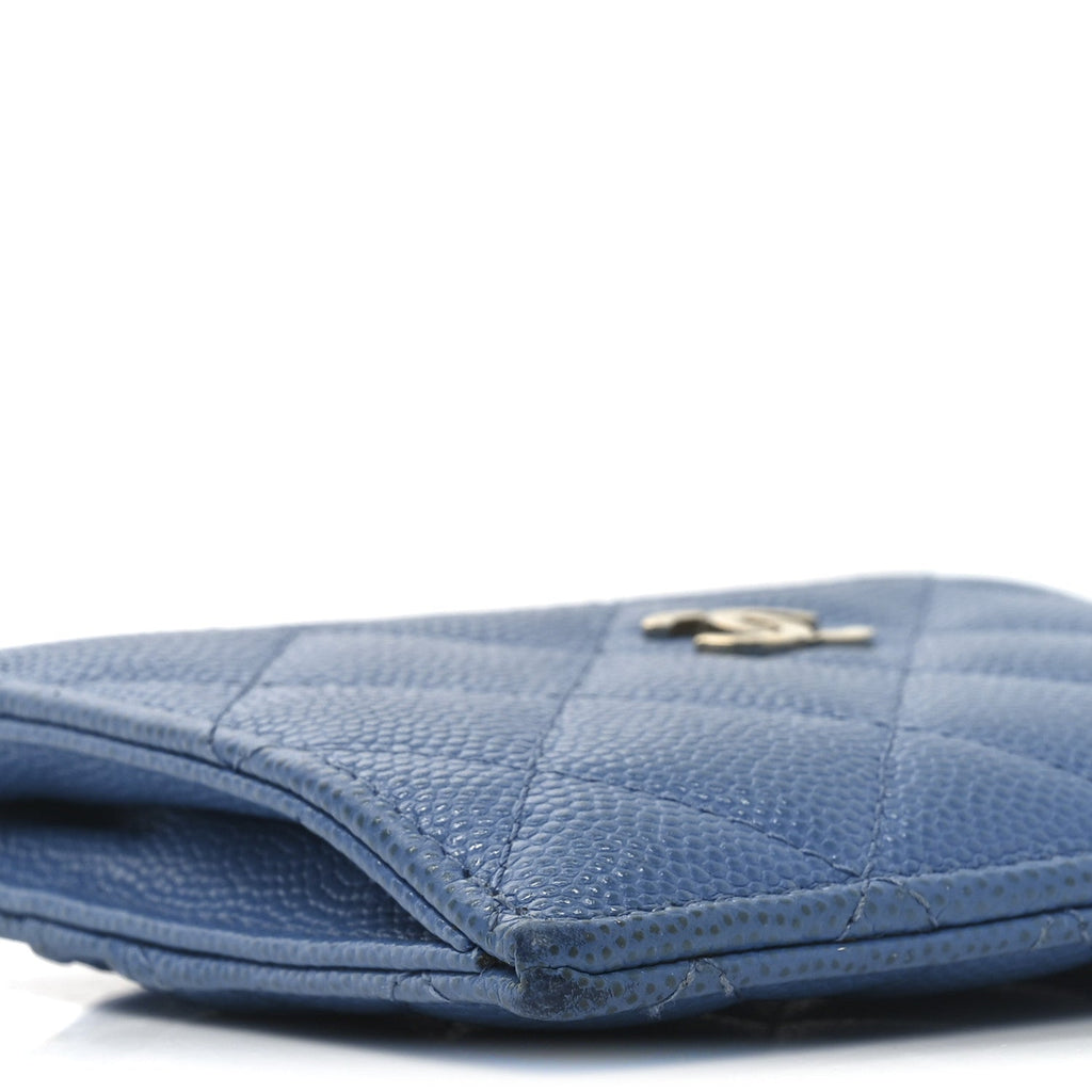 Caviar Quilted CC Zip Card Holder Blue
