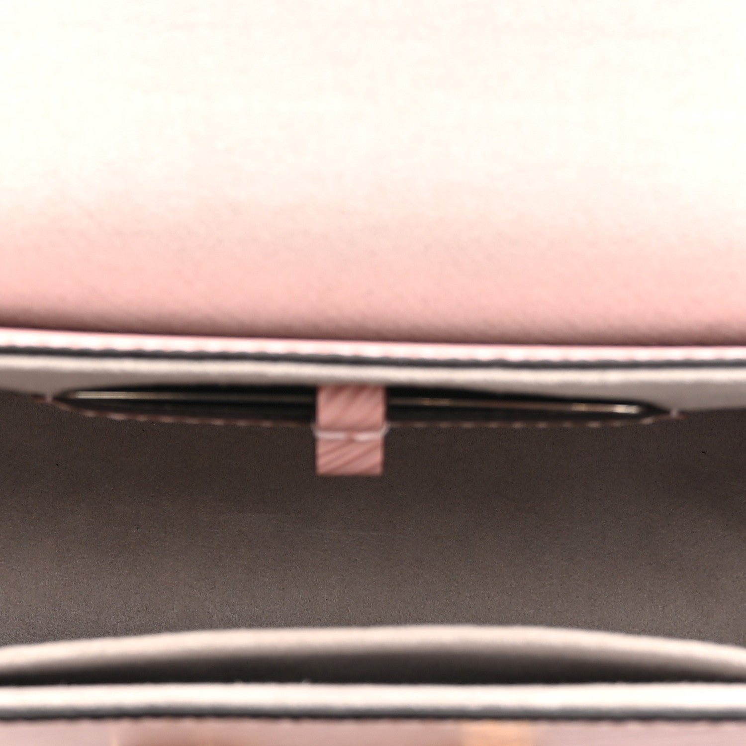 Louis Vuitton Epi Couture’s Flower Twist Shoulder Bag MM Rose Ballerine