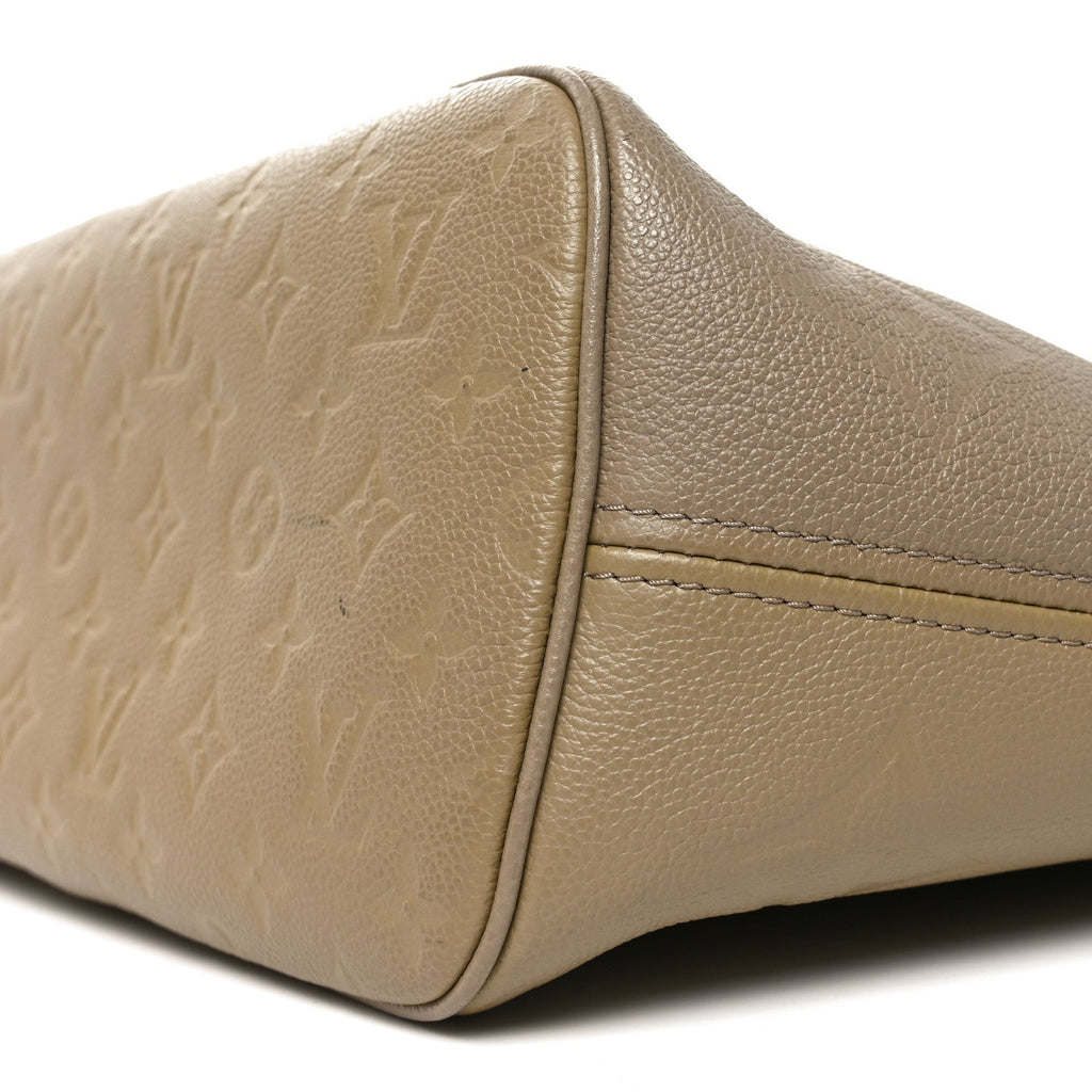 Louis Vuitton Empreinte Monogram Giant Neverfull MM Tourterelle