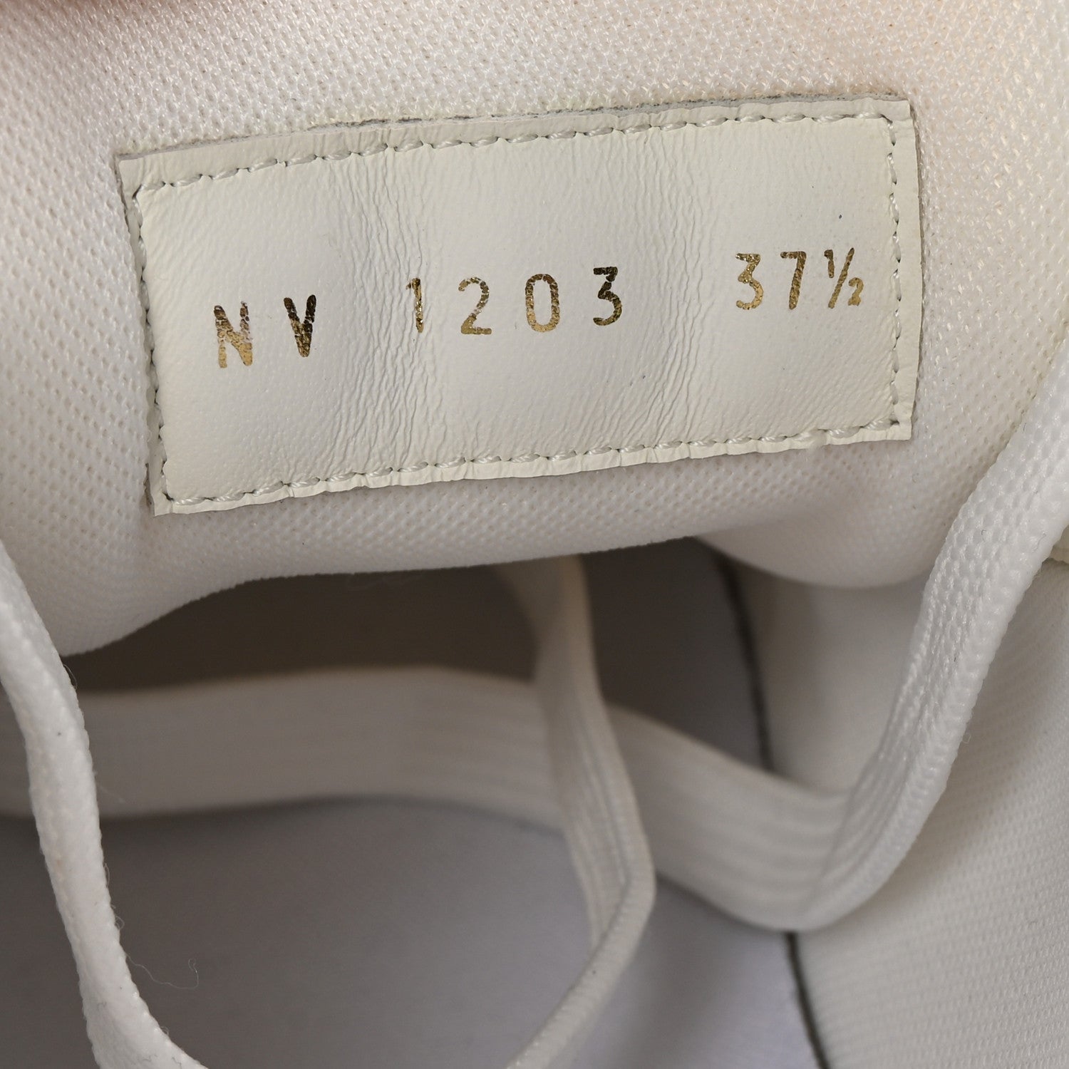 Louis Vuitton Calfskin Womens LV Trainer Sneakers 37.5 White
