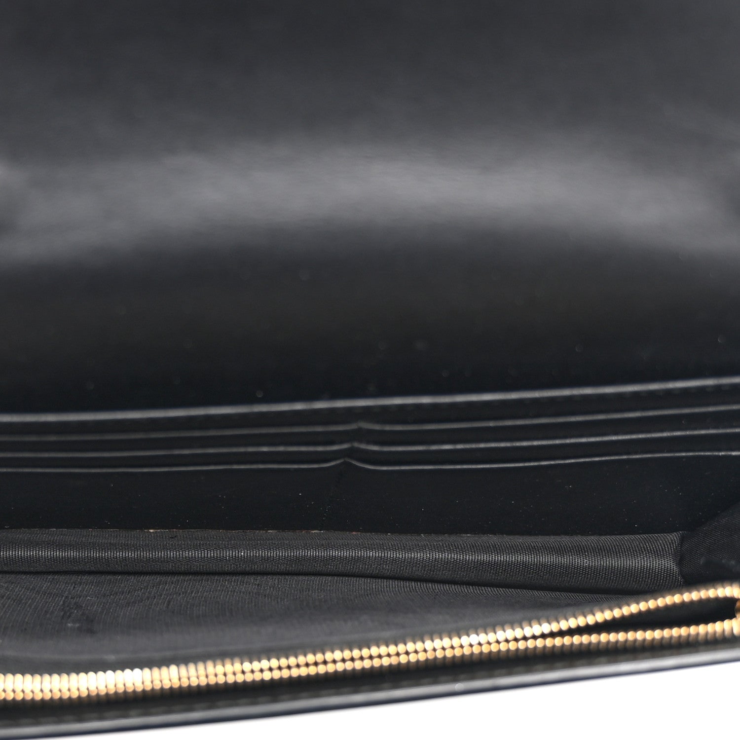 Gucci Guccissima Signature Bowy Chain Wallet Black