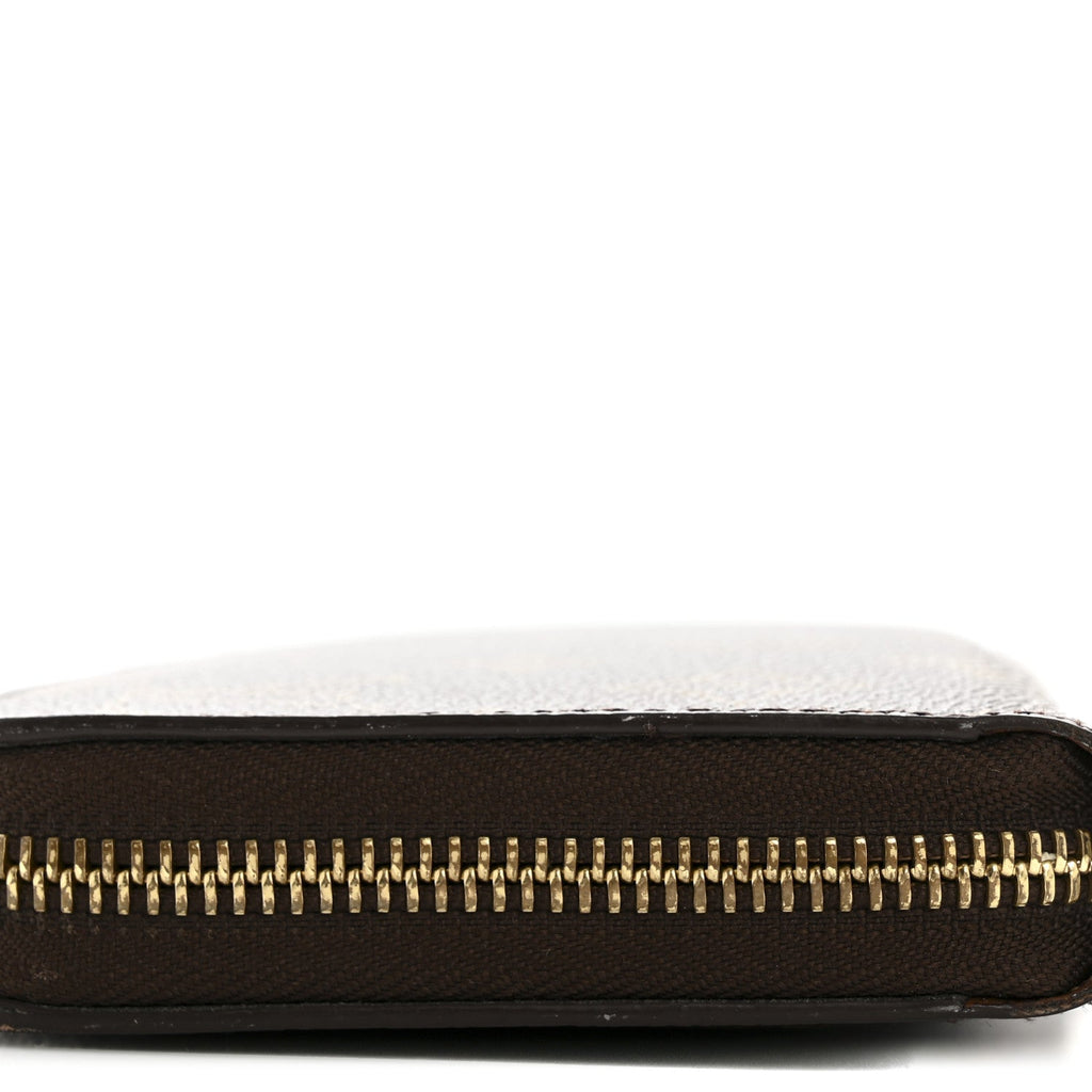 Louis Vuitton Monogram Zippy Wallet