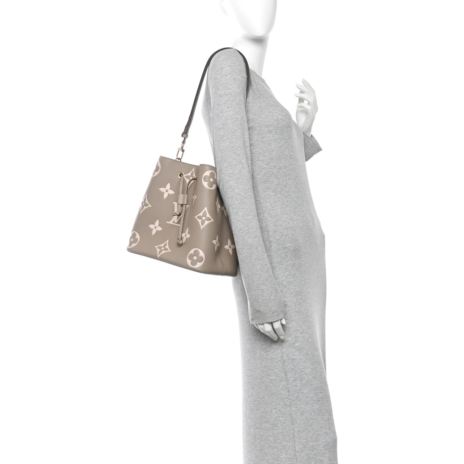 Louis Vuitton Empreinte Monogram Giant Neonoe MM Tourterelle Creme