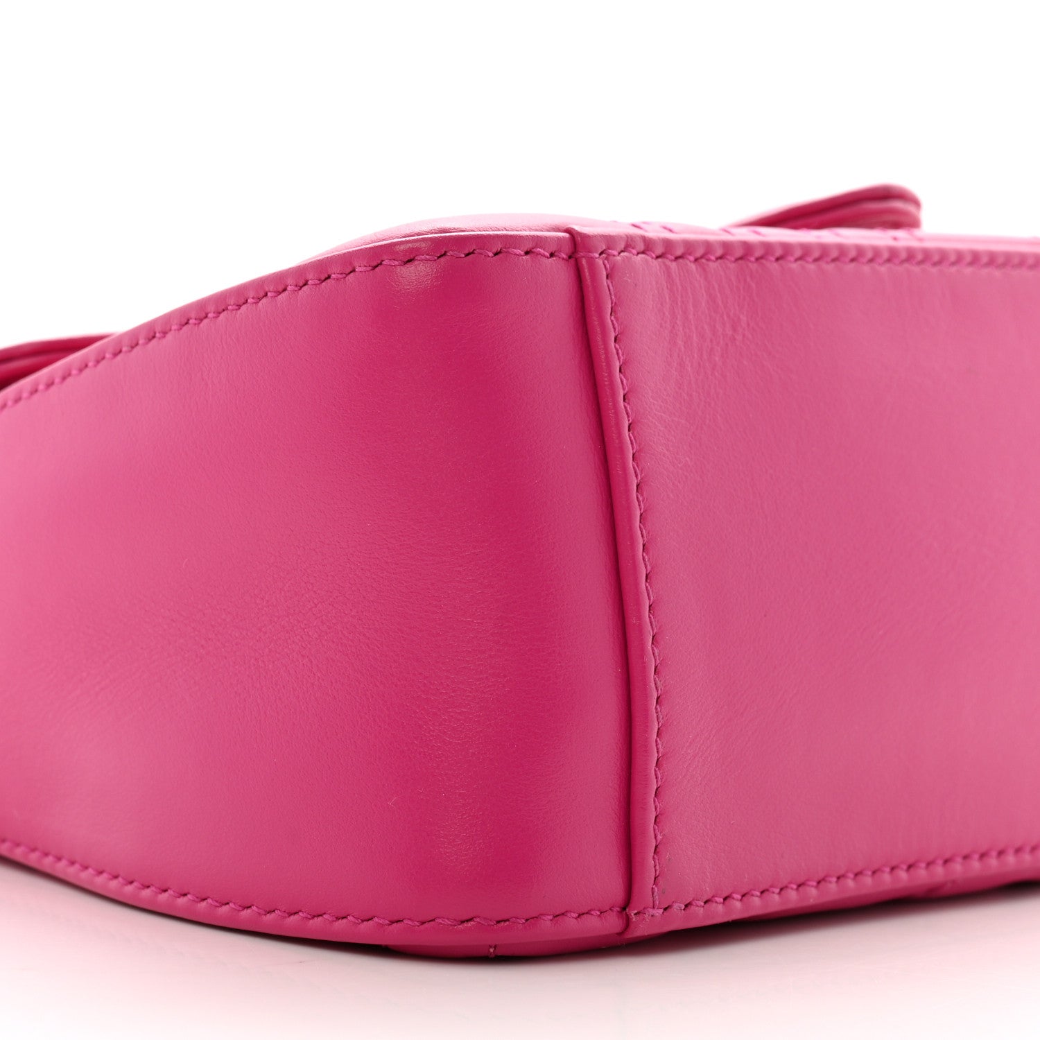 Gucci Calfskin Matelasse Monochrome Mini GG Marmont Top Handle Shoulder Bag Classic Fuxia