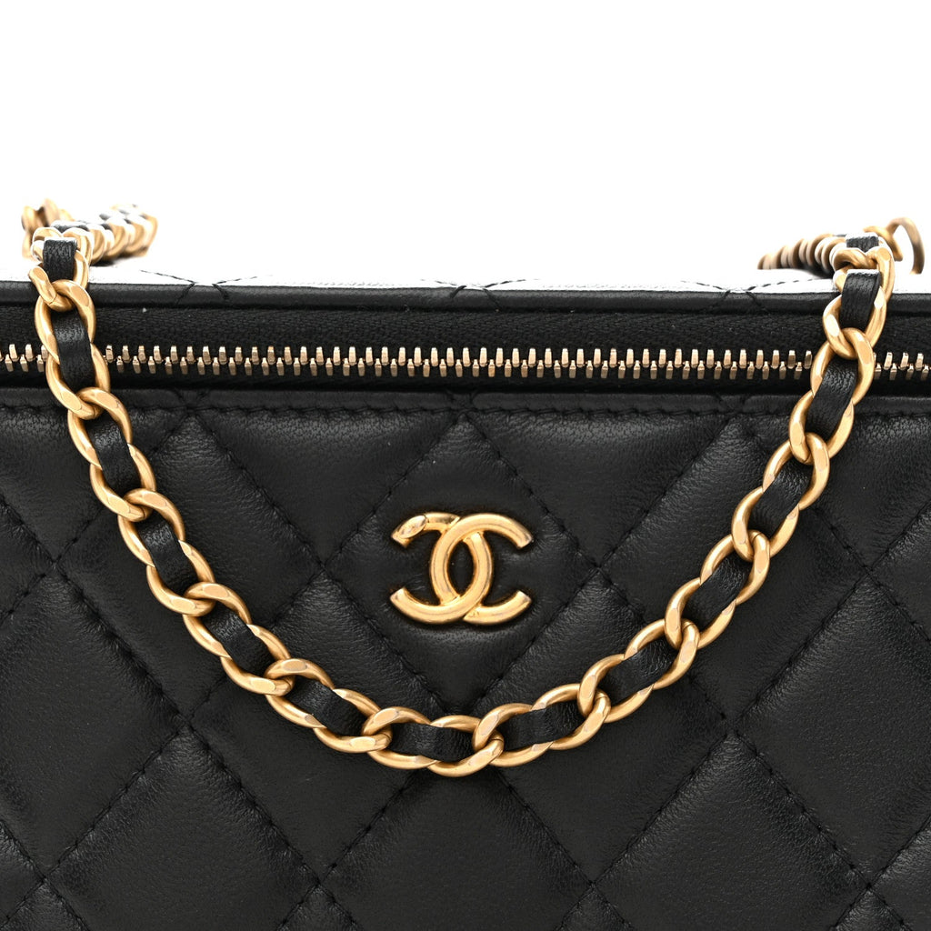 Chanel Lambskin Quilted Pearl Crush Small Vanity Case With Chain Black